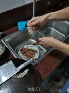 Make Shrimp stingling step 1