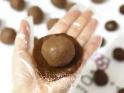 Make Black Sugar Mooncake step 8