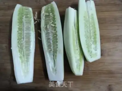 Make Old red cucumber step 1
