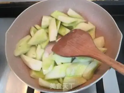 Make Old red cucumber step 6