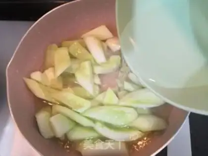 Make Old red cucumber step 7