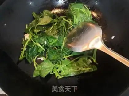 Make Garlic potatoes step 6