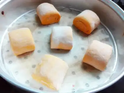 Make Pumpkin coconut buns step 4