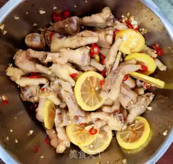 Make Frozen chicken claws step 2