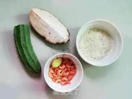 Make Smelt sauerkraut rice congee step 0