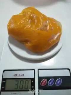 Make Pumpkin date mooncake step 4