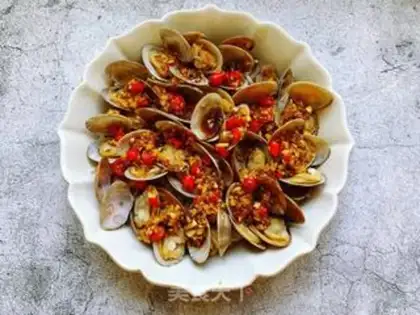 Make Spicy clams and golden needle mushrooms step 9
