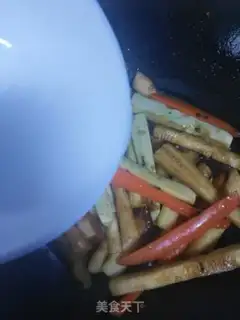 Make # Sailor with carrots # step 9