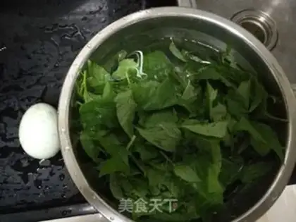 Make Chili duck egg soup step 0