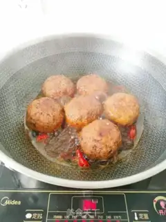Make Chicken-style lion head step 8