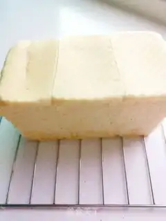 Make Gold pillow toast step 17