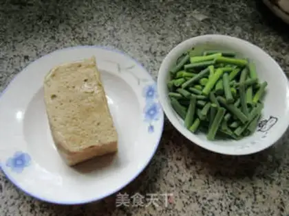 Make Garlic toast step 0
