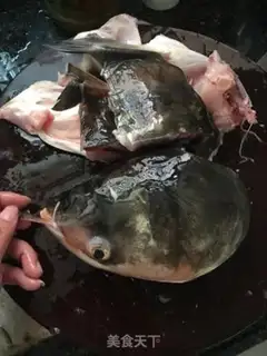 Make Scrambled fish head step 0