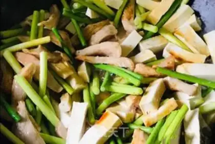 Make Garlic fried tofu pine platter step 7