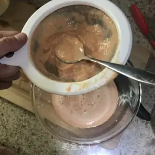 Make Tomato eggs step 1