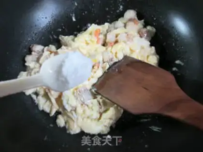 Make Scallops, fried eggs step 5