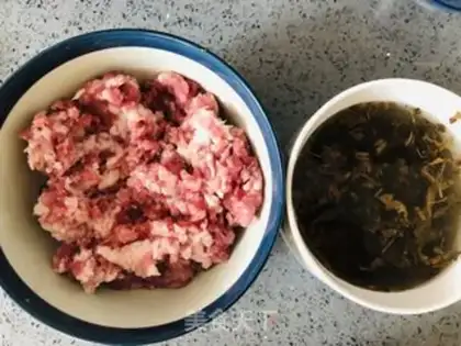 Make Plum-bread mooncake step 1