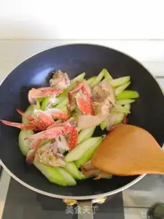 Make Crab melon soup step 3