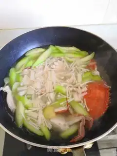Make Crab melon soup step 4