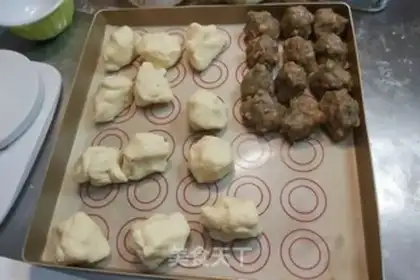 Make Eggs and moon cakes step 6