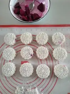 Make The Simi Flamingo Ice Peaks step 9