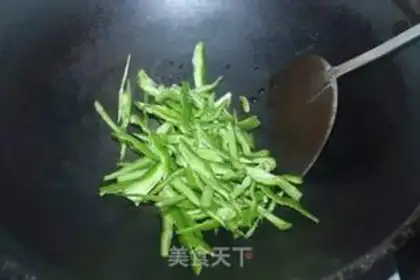 Make Pepper sprouts step 1