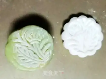Make Sakima ice-cream mooncake step 17