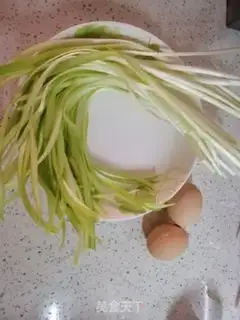 Make Scrambled eggs step 0