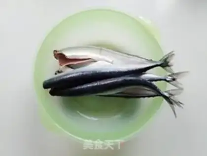 Make Fried swordfish step 1