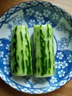 Make A cucumber with a chicken kidney step 0