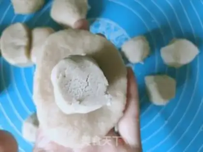 Make Sioux moon cake step 11
