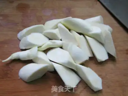 Make ♪ Burn the veggie chicken white ♪ step 2