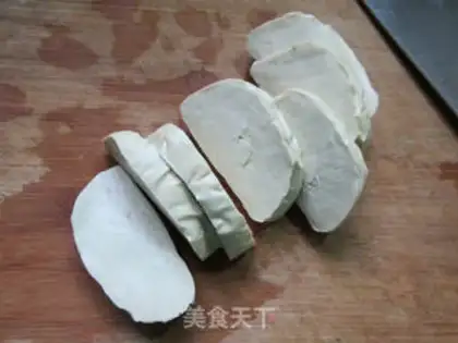 Make ♪ Burn the veggie chicken white ♪ step 3