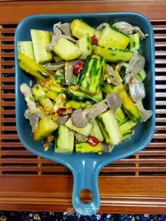 Make A cucumber with a chicken kidney step 5