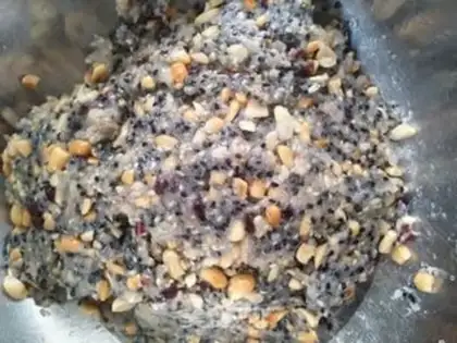 Make A wide moon cake step 1