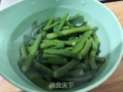 Make Garlic beans step 5