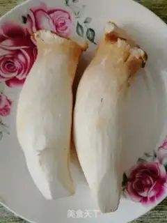 Make Fried almond mushrooms step 0