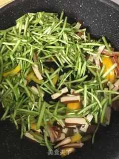 Make Sweet pretzels, fried fragrance step 2
