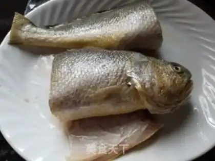 Make Soy and squirt fish step 1