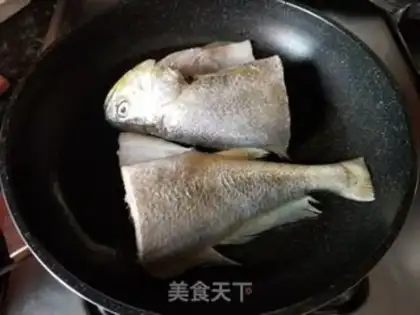 Make Soy and squirt fish step 2