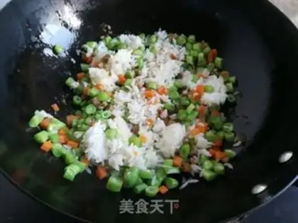 Make Beef bean horned rice step 4
