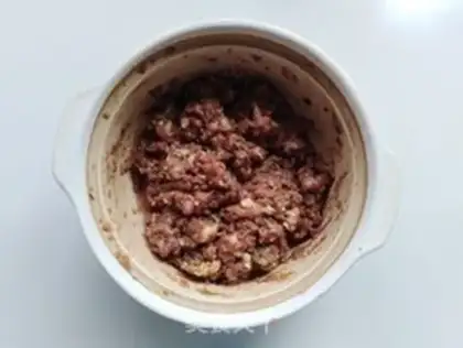 Make Squeeze meat mooncake step 2