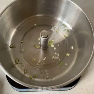 Make Cheese juice, golden mushrooms step 1