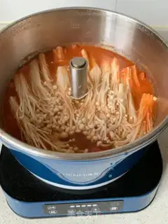 Make Cheese juice, golden mushrooms step 4