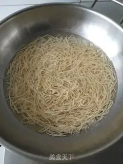 Make Shrimp mushrooms are dry step 2