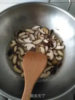 Make Shrimp mushrooms are dry step 5