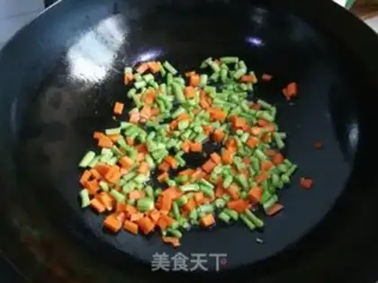 Make Shrimp greasy rice step 3