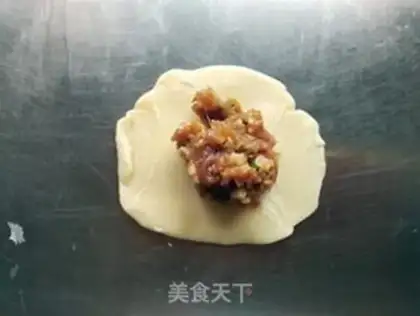 Make Squeeze meat mooncake step 12