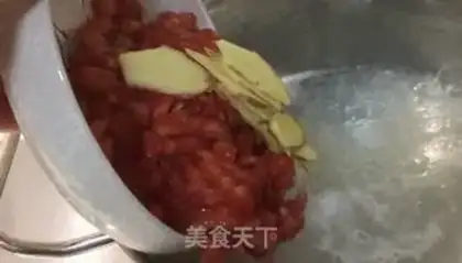 Make Pizza of tomato fish step 5