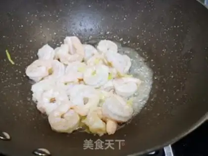 Make cucumber shrimp step 3